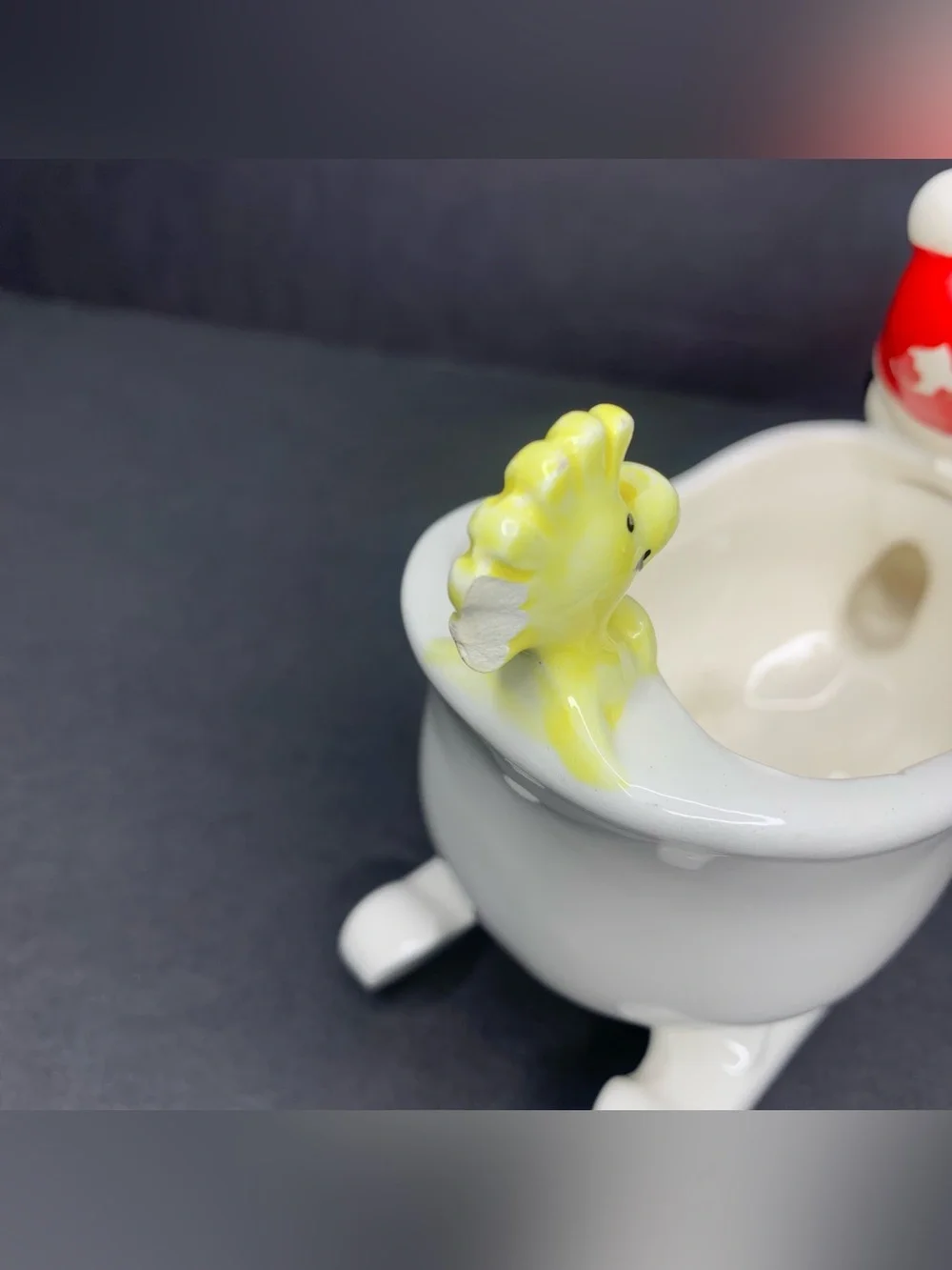 Vintage Peanuts Charlie Brown Snoopy and Woodstock Christmas Santa Planter Dish